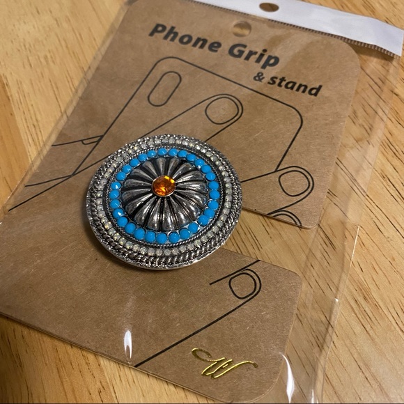 New Concho Phone Grip/Stand - Picture 4 of 8